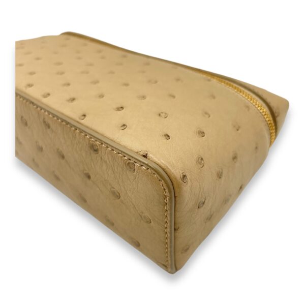 Extra Pocket 19 Beige Top Handle Bag in Ostrich, Gold hardware - Image 9