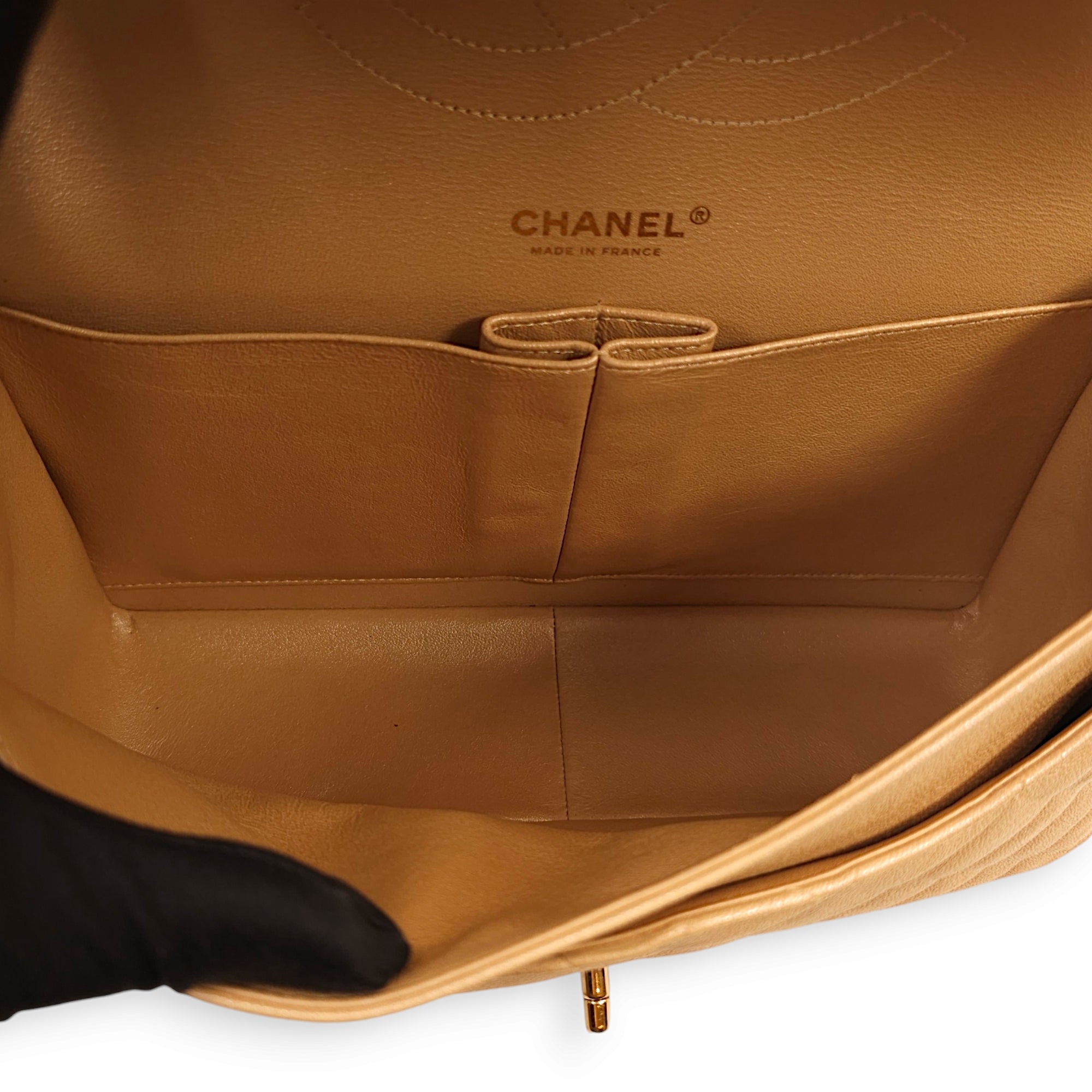 Classic Double Flap Iridescent Beige Shoulder Bag in Caviar Leather, Gold hardware - Image 10