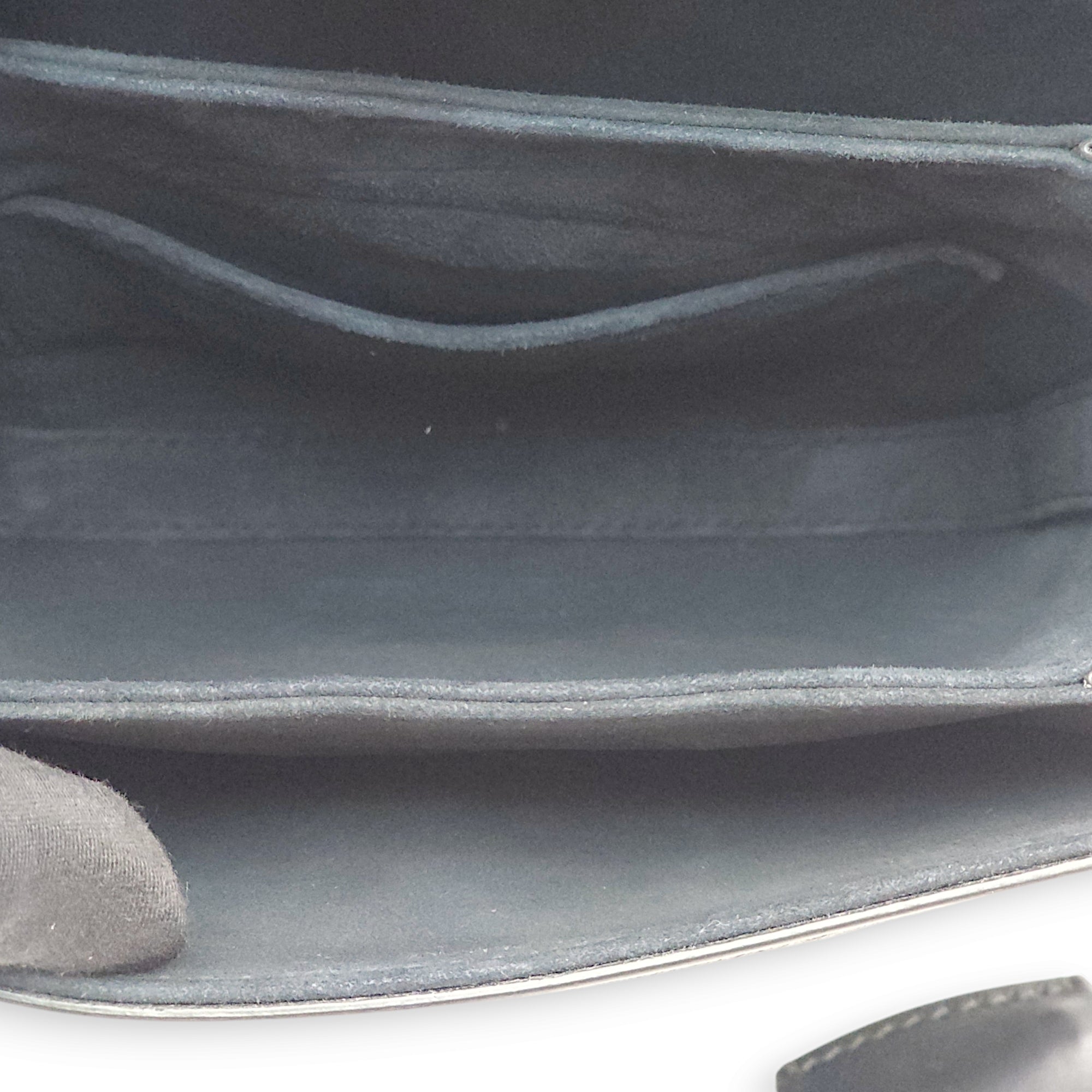 Dioraddict Square Flap Black Shoulder Bag in Calfskin, Gold hardware - Image 10