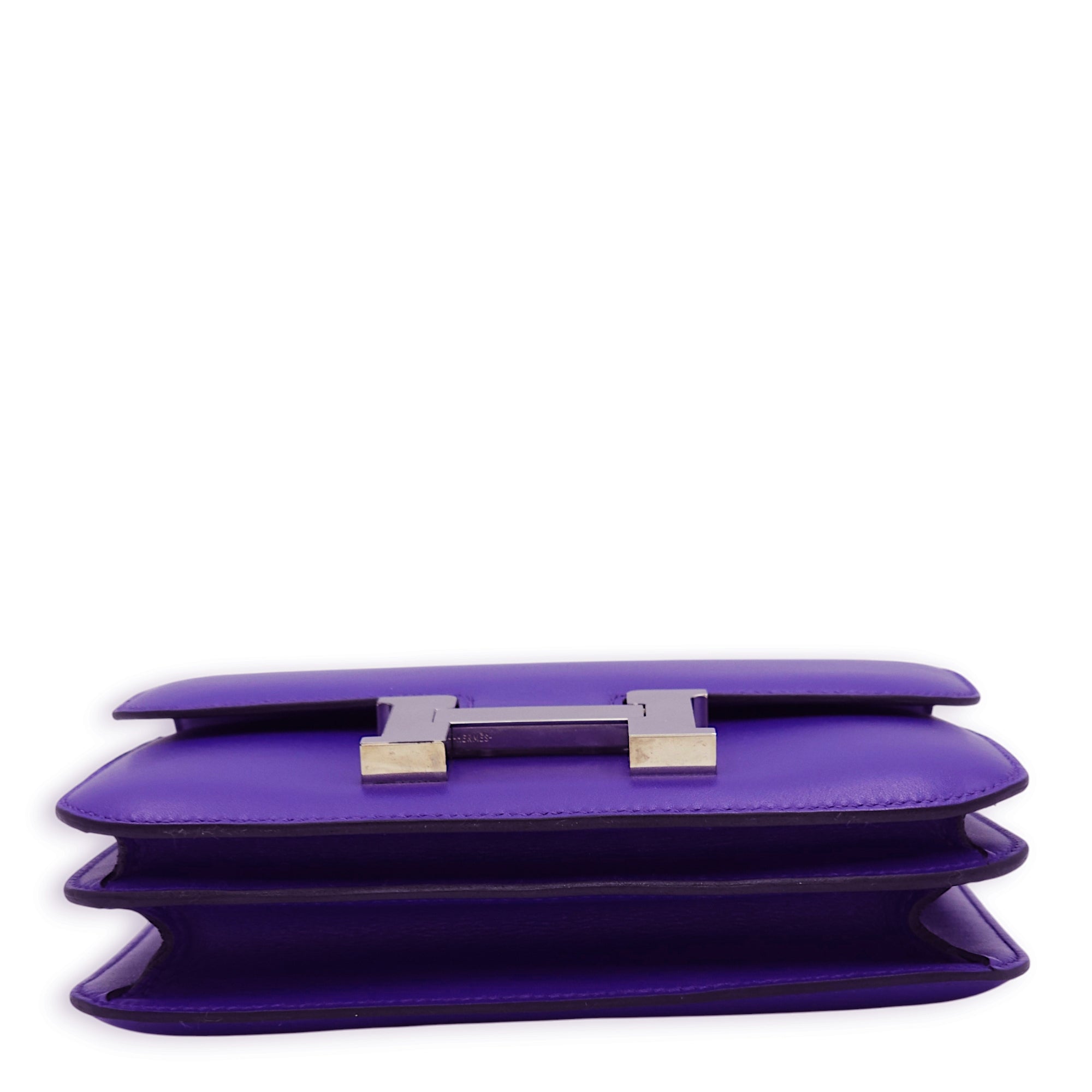 Constance 18 Blue Electric in Tadelakt, Palladium hardware - Image 19