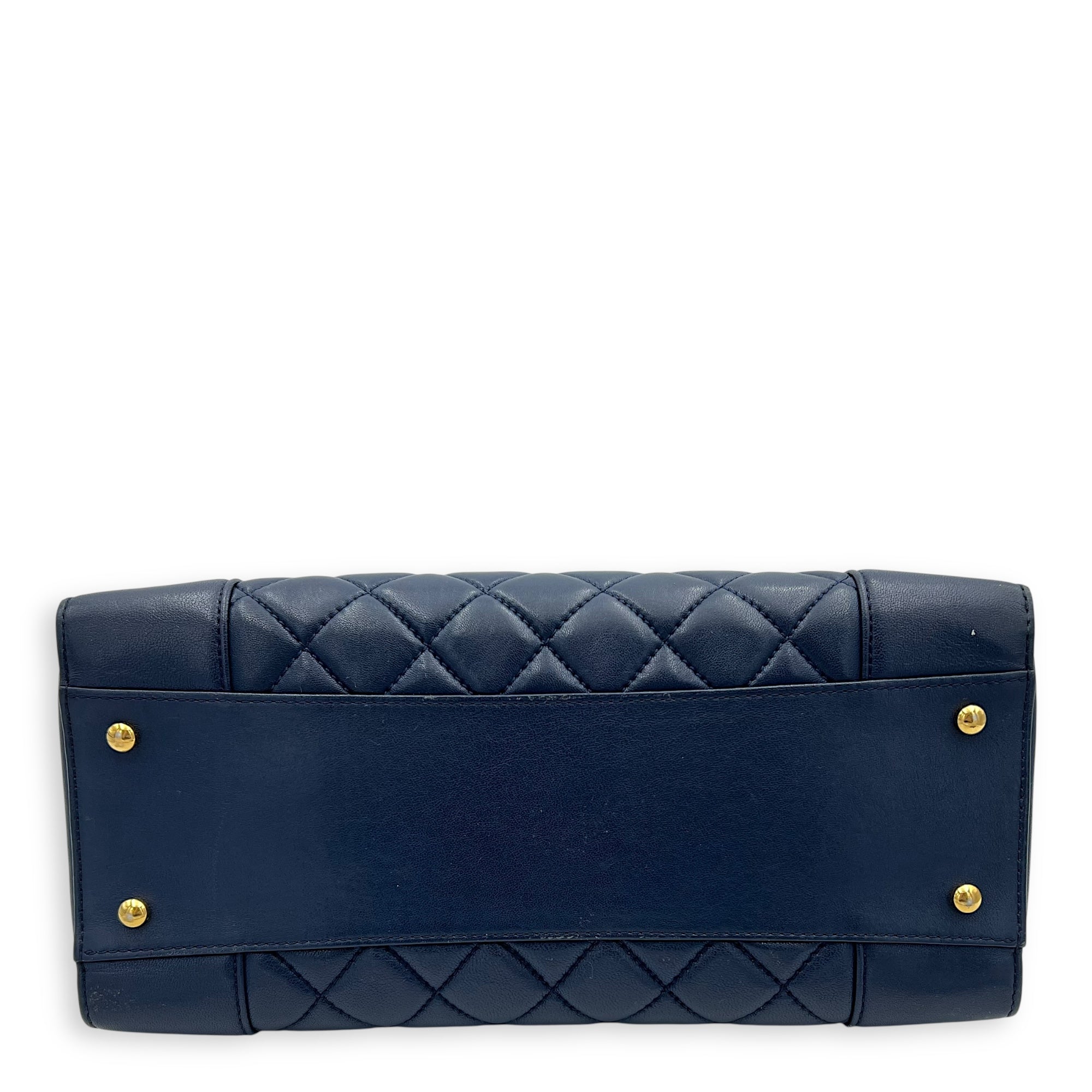 CC Shoulder Bag Blue in Calfskin, Gold hardware - Image 6