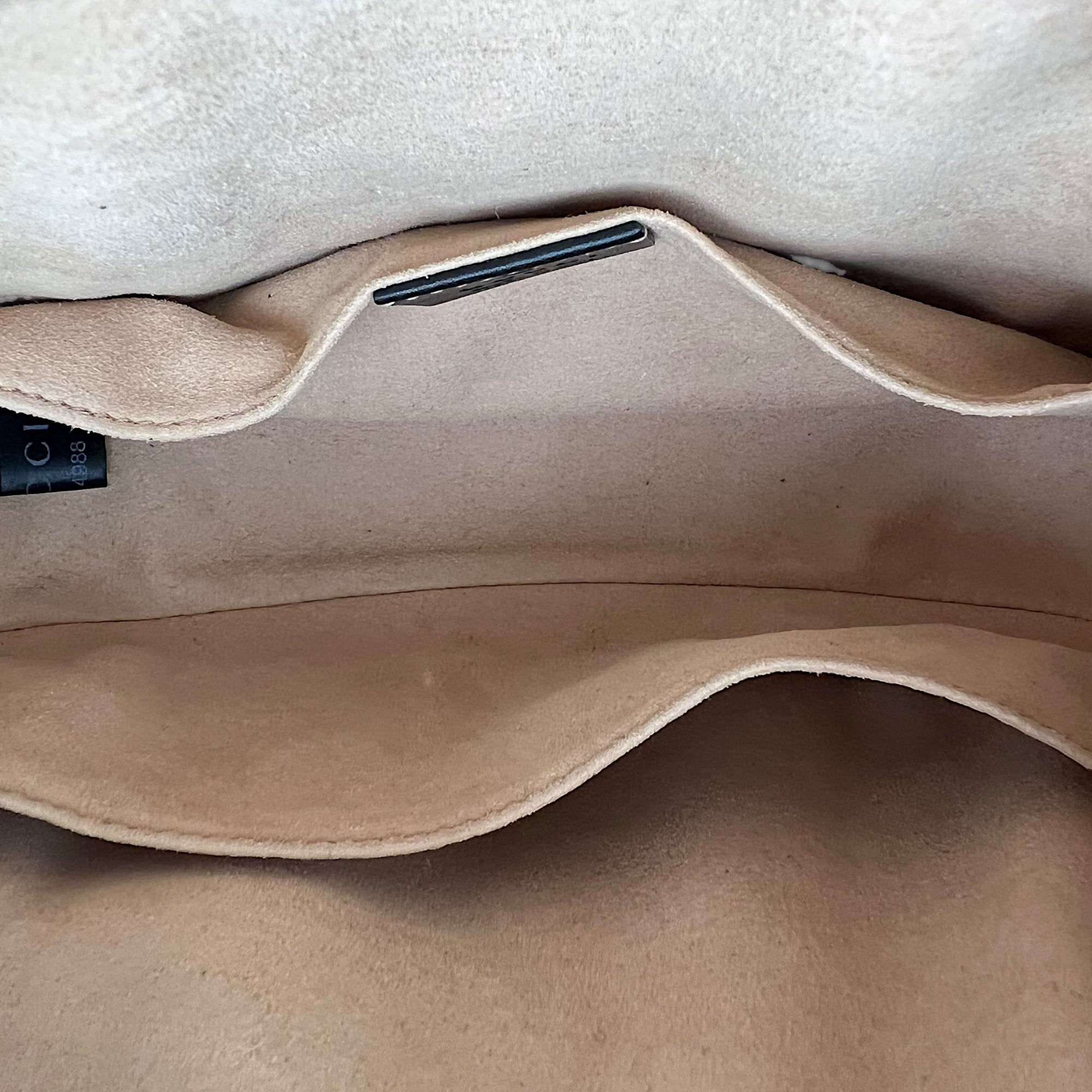 GG Marmont Belt Bag Black in Calfskin, Gold hardware - Image 7