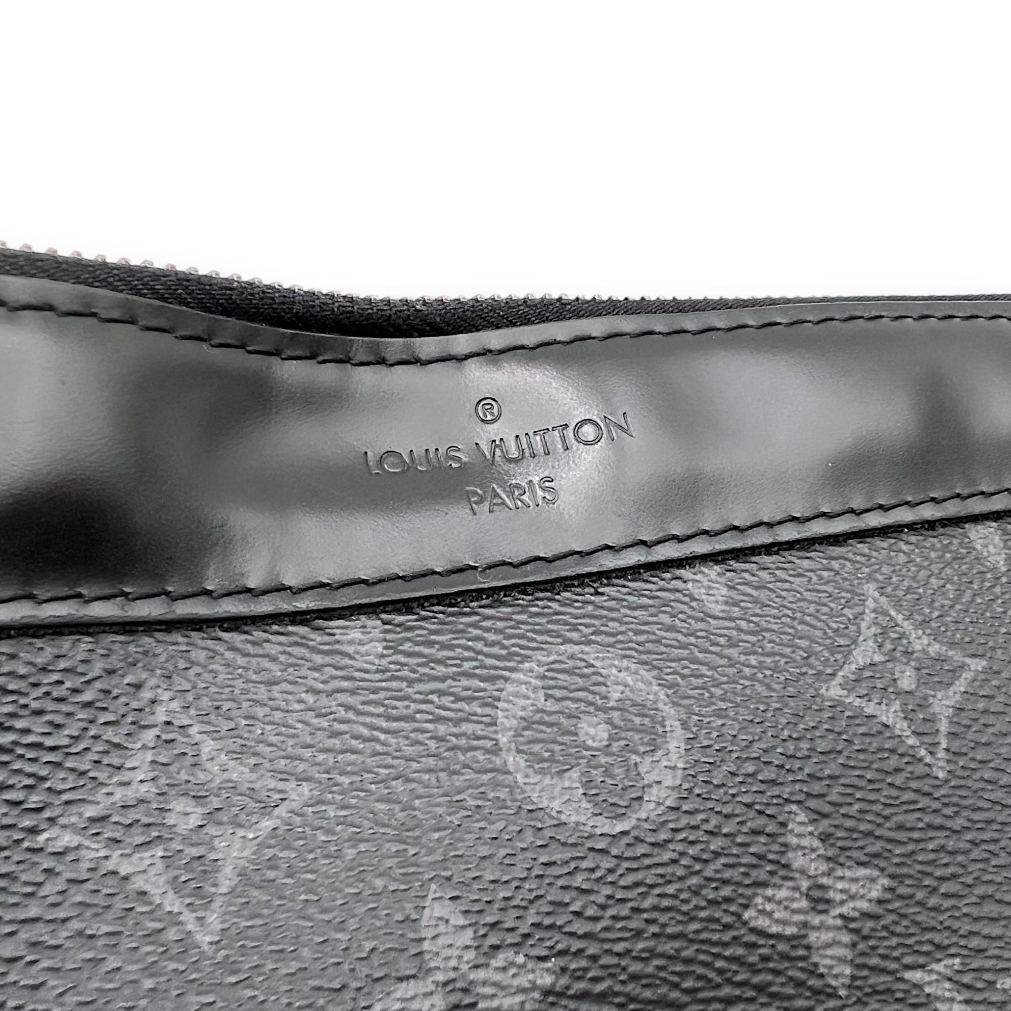 Discovery Pouch Grey in Monogram Coated Canvas, Silver hardware - Image 8