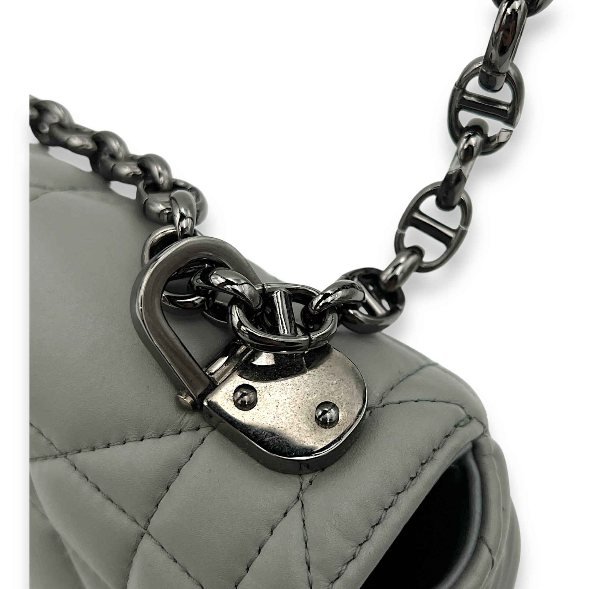 Caro Medium Grey Shoulder Bag in Lambskin, Silver hardware - Image 9