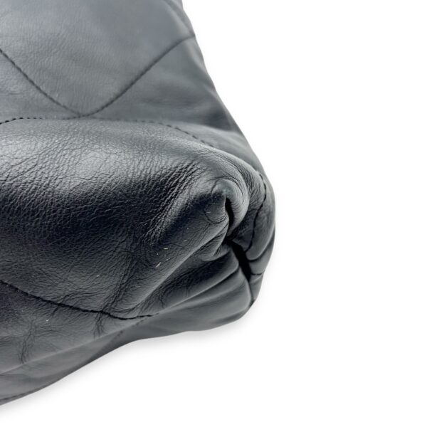 22 Tote Shoulder Bag Black in Calfskin, Gold hardware - Image 11