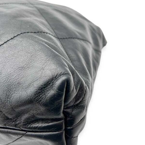 22 Tote Shoulder Bag Black in Calfskin, Gold hardware - Image 12